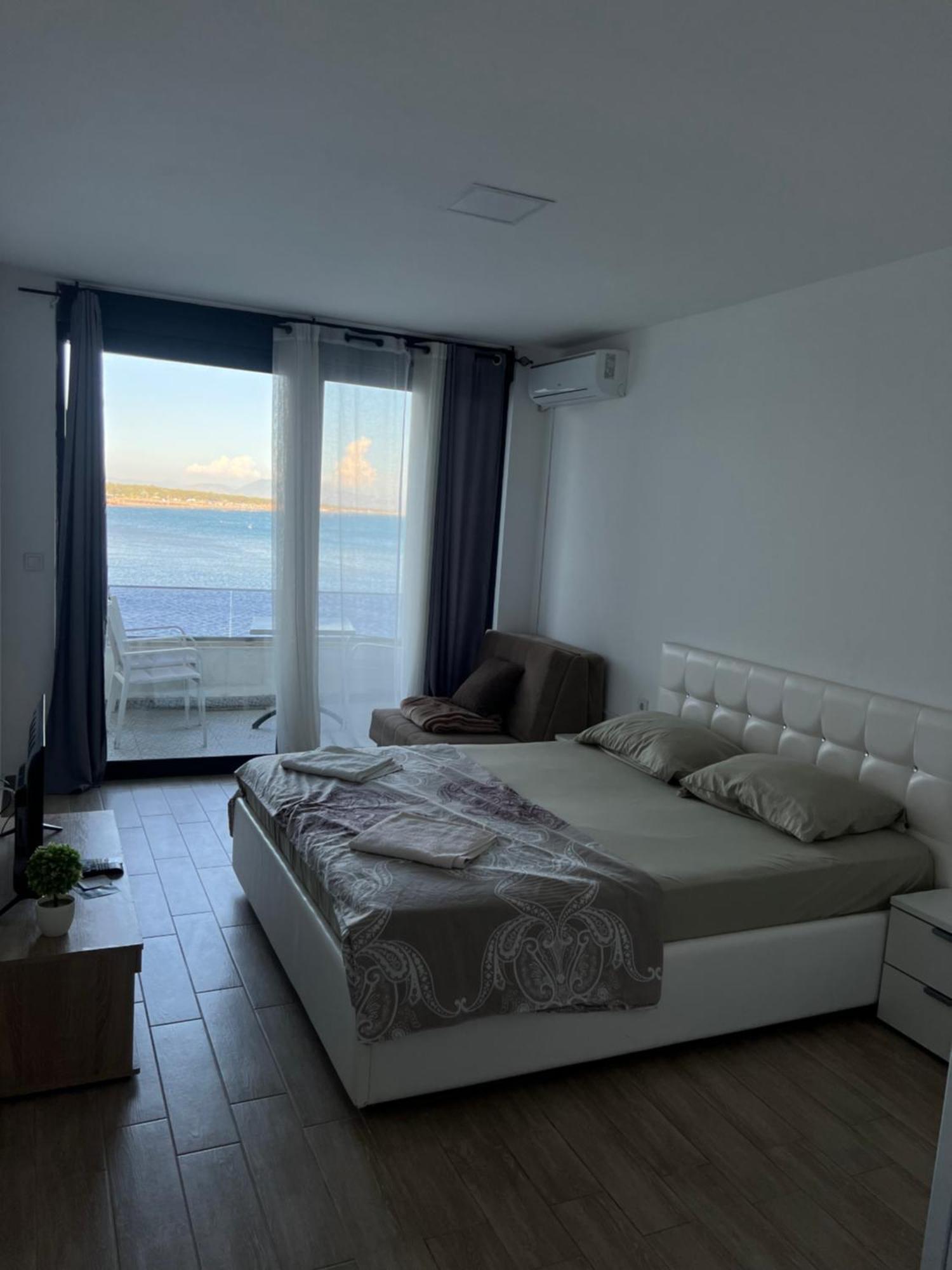 Sea Star Apartments ウルツィニ エクステリア 写真