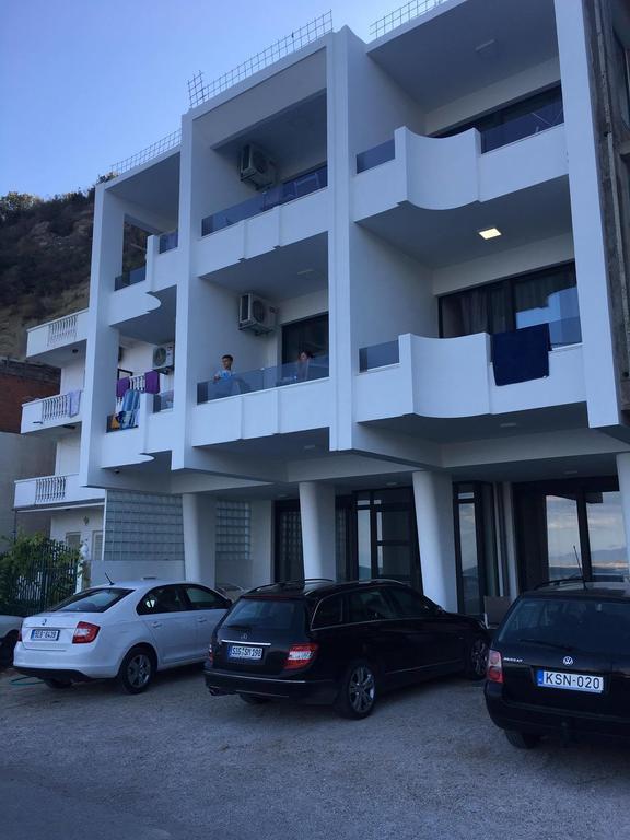 Sea Star Apartments ウルツィニ エクステリア 写真
